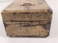 Transportkasten zum Rundblickfernrohr 36 der Wehrmacht. Originallack, ungereinigtes Stück