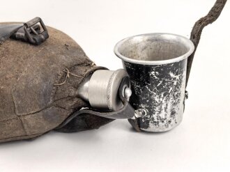 Feldflasche Wehrmacht, Ausführung 1 Liter, ESB40. Ungereinigtes Stück