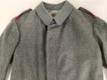 1.Weltkrieg, Feldbluse Modell 1915 für einen Angehörigen im Württembergischen Fußartillerie Regiment No. 13.  Kammerstück in gutem Zustand, lediglich ein Schaden im Bereich der linken Brust.