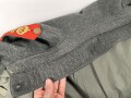 1.Weltkrieg, Feldbluse Modell 1915 für einen Angehörigen im Württembergischen Fußartillerie Regiment No. 13.  Kammerstück in gutem Zustand, lediglich ein Schaden im Bereich der linken Brust.