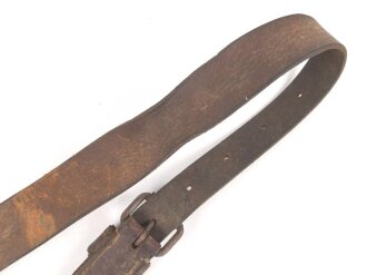 Einzelner Trageriemen für eine Lafette MG34 / 42. Von der norwegichen Armee nach Ende des 2. Weltkrieg gefertigt. Gebraucht, ungereinigt