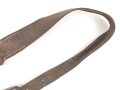 Einzelner Trageriemen für eine Lafette MG34 / 42. Von der norwegichen Armee nach Ende des 2. Weltkrieg gefertigt. Gebraucht, ungereinigt, Leder zum Teil angetrocknet