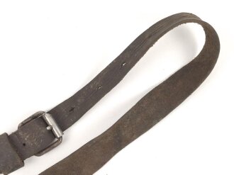 Einzelner Trageriemen für eine Lafette MG34 / 42. Von der norwegichen Armee nach Ende des 2. Weltkrieg gefertigt. Gebraucht, ungereinigt