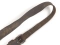 Einzelner Trageriemen für eine Lafette MG34 / 42. Von der norwegichen Armee nach Ende des 2. Weltkrieg gefertigt. Gebraucht, ungereinigt