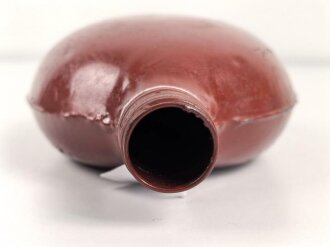 Korpus für eine Feldflasche der Wehrmacht. Späte Ausführung, Eisen lackiert