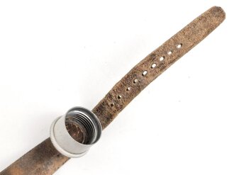 Teil einer Belederung  für eine Feldflasche der Wehrmacht. In Teilen wohl eigenbau