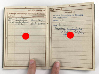 Wehrpaß Heer, ausgestellt 19.2.1942