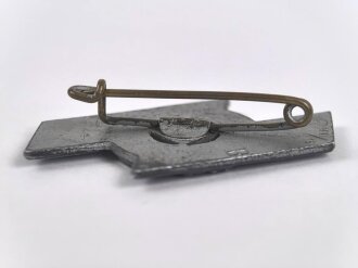Deutsches Jungvolk Leistungsabzeichen in silber . B Stück mit Hersteller RZM / M1/15.