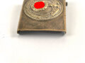 Koppelschloss SA mit auf der Spitze stehendem Hakenkreuz , Ausführung 38mm