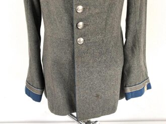 1. Weltkrieg, feldgrauer Waffenrock zur Heimatuniform für einen Sergeanten der Schutztruppe für Deutsch Südwestafrika. Kammerstück K.A. ( Kolonialamt ) 1917. Sehr guter Zustand, Rarität