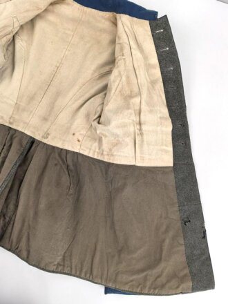 1. Weltkrieg, feldgrauer Waffenrock zur Heimatuniform für einen Sergeanten der Schutztruppe für Deutsch Südwestafrika. Kammerstück K.A. ( Kolonialamt ) 1917. Sehr guter Zustand, Rarität