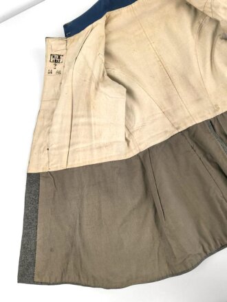 1. Weltkrieg, feldgrauer Waffenrock zur Heimatuniform für einen Sergeanten der Schutztruppe für Deutsch Südwestafrika. Kammerstück K.A. ( Kolonialamt ) 1917. Sehr guter Zustand, Rarität