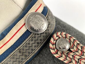 1. Weltkrieg, feldgrauer Waffenrock zur Heimatuniform für einen Sergeanten der Schutztruppe für Deutsch Südwestafrika. Kammerstück K.A. ( Kolonialamt ) 1917. Sehr guter Zustand, Rarität
