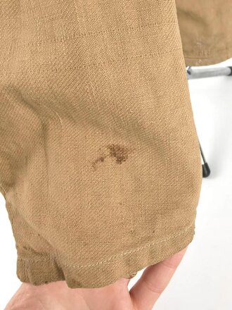 1. Weltkrieg, Khakibluse für Mannschaften des Asienkorps. Kammerstück in gutem Gesamtzustand, ungereinigt. Mit den extrem seltenen Schulterstücken