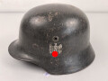Heer, Stahlhelm Modell 1935. Während des Krieges instandgesetzt und wieder ausgegeben. Deutlich getragen. NS 64