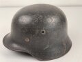 Stahlhelmglocke Modell 1940 für Angehörige der Waffen SS. In allen Teilen originales Stück, das SS Emblem entfernt. ET64, Lotnummer 768