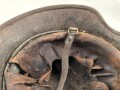 Heer, Stahlhelm Modell 1940. Ungereinigter Scheunenfund SE64 ?