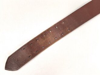 Luftwaffe, Zweidornkoppel für einen Offizier. Höhe 56mm, Gesamtlänge 121cm