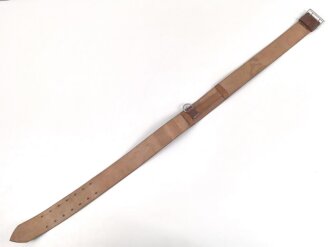 Luftwaffe, Zweidornkoppel für einen Offizier. Höhe 56mm, Gesamtlänge 121cm