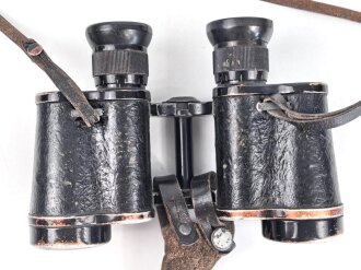 Doppelfernrohr 6 x 30 Wehrmacht. Durchsicht rechts mit sehr vielen kleinen Punkten, links einwandfrei. Strichplatte deutlich., Hersteller fvs  für Spindler & Hoyer Göttingen.