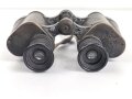 Russland 2. Weltkrieg, Doppelfernrohr 6 x 30 . Durchsicht rechts mit sehr vielen kleinen Punkten, links einwandfrei. Strichplatte deutlich. Beutestück eines deutschen Soldaten, der unten seinen Namen eingeritzt hat.