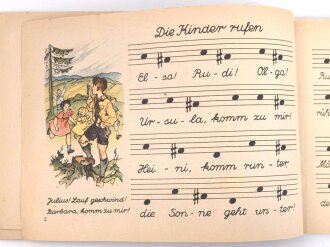 "Liederbuch für Volksschulen Westmark, Gauteil Pfalz und Lothringen" , datiert 1942 mit 95 Seiten