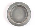 Unterer Deckel für Gasmaskenfilter / Filtereinsatz der Wehrmacht. Hersteller bwz