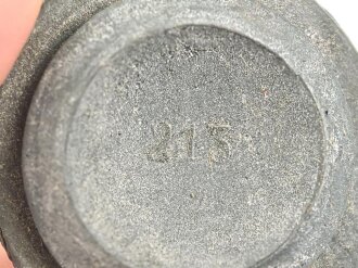 Unterer Verschluss für Gasmaskenfilter / Filtereinsatz der Wehrmacht. Hersteller bwz, Gummi weich