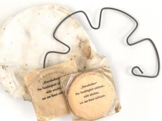 Satz Zubehör für die Gasmaskendose der Wehrmacht