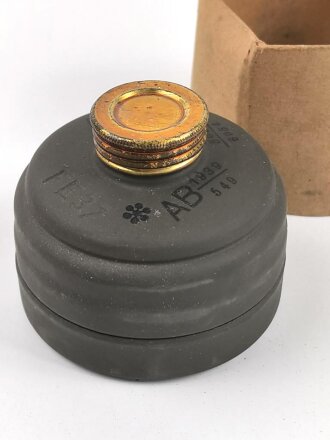 Gasmaskenfilter "Filtereinsatz 37" Wehrmacht .  Sehr guter Zustand, datiert 1939. Im originaler Transportverpackung