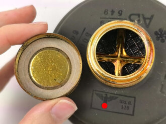 Gasmaskenfilter "Filtereinsatz 37" Wehrmacht .  Sehr guter Zustand, datiert 1939. Im originaler Transportverpackung