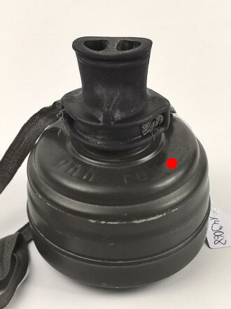 Gasmaskenfilter "Filtereinsatz 41" Wehrmacht .  Guter Zustand, datiert 1943, mit aufgeschraubtem, späten Mundstück