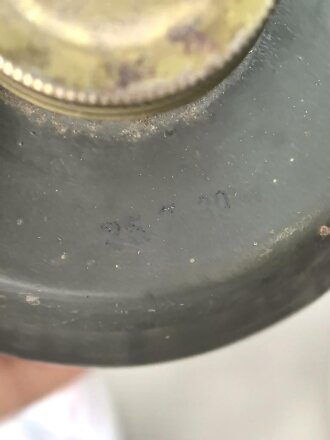 Gasmaskenfilter "Filtereinsatz "  für Luft- oder Zivilschutz. Ohne lesbare Bezeichnung