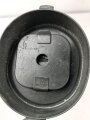 Luftschutz / Werkschutz. Gasmaske Modell 1930, Ausführung als S-Maske für den Luftschutz. Der Filter datiert 1937, in Bereitschaftsbüchse "Dräger"