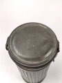 Gasmaskendose "Bereitschaftsbüchse" Modell 1938 Wehrmacht. Originallack, datiert 1939