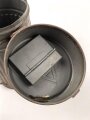 Luftschutz / Werkschutz. Bereitschaftsbüchse für eine Gasmaske. Hersteller " Auer" ungereinigtes Stück