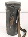 Deutschland nach 1945, Behälter für eine Gasmaske , Hersteller "Auer" Baugleich mit der Bereitschaftsbüchse M1938 der Wehrmacht.