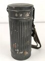 Deutschland nach 1945, Behälter für eine Gasmaske , Hersteller "Auer" Baugleich mit der Bereitschaftsbüchse M1938 der Wehrmacht.