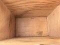 Luftschutz, Volksgasmasle 44 im Holzkasten.