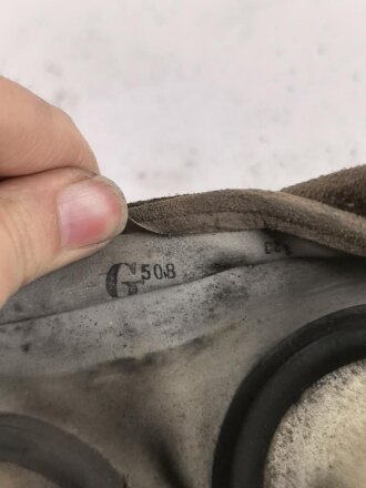 Gasmaske 30 Wehrmacht. Ungereinigt. Diese frühen Masken wurden während des Krieges dann später für Luftschutzzwecke ausgegeben