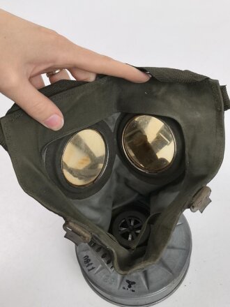 Luftschutz, Volksgasmaske 44 in gutem Zustand