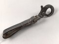 Aufschiebeschlaufe mit schwerem Karabinerhaken.  Alter und Herkunft unbekannt.