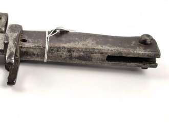 1. Weltkrieg, Ersatz Seitengewehr . Gereinigtes Stück mit resten des Originallack