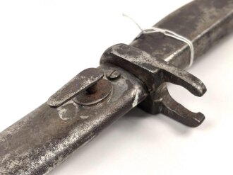 1. Weltkrieg, Ersatz Seitengewehr . Gereinigtes Stück mit resten des Originallack