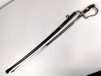 Einheitssäbel frühe Wehrmacht. Die Scheide vermutlich alt überlackiert, saubere Klinge von Robert Klaas Solingen. Ungereinigtes Stück.