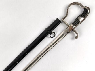 Einheitssäbel frühe Wehrmacht. Die Scheide vermutlich alt überlackiert, saubere Klinge von Robert Klaas Solingen. Ungereinigtes Stück.