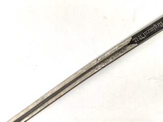 Preußen, Säbel für einen Angehörigen im Feldartillerie Regiment No. 46 . Eigentumstück mit doppelseitiger Klingenätzung, ungereinigtes Stück, die Scheide fehlt