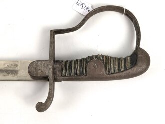 Preußen, Säbel für einen Angehörigen im Feldartillerie Regiment No. 46 . Eigentumstück mit doppelseitiger Klingenätzung, ungereinigtes Stück, die Scheide fehlt