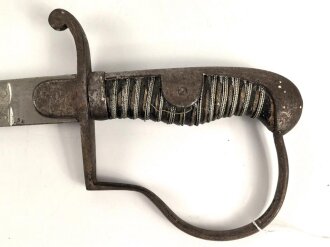 Preußen, Säbel für einen Angehörigen im Feldartillerie Regiment No. 46 . Eigentumstück mit doppelseitiger Klingenätzung, ungereinigtes Stück, die Scheide fehlt
