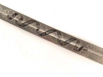 Preußen, Säbel für einen Angehörigen im Feldartillerie Regiment No. 46 . Eigentumstück mit doppelseitiger Klingenätzung, ungereinigtes Stück, die Scheide fehlt